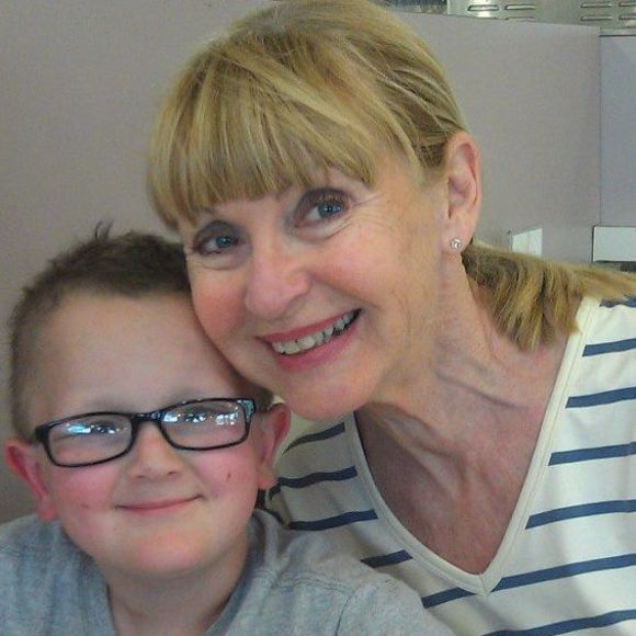 Meet your Posher, Lone - Picture 1 of 1